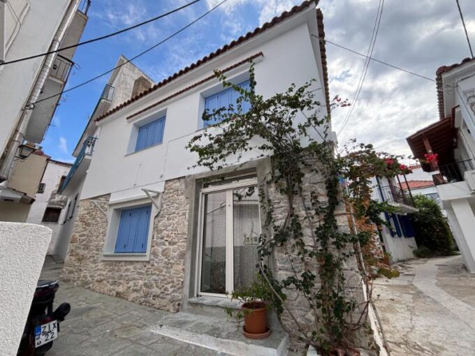 Wonderful Renovated Townhouse